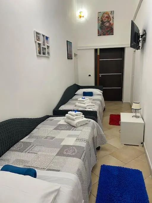 Apartamento Casa Francy E Carmen Napoli Italia